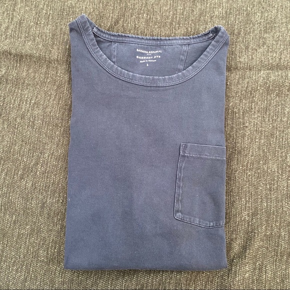 Banana Republic T-Shirt